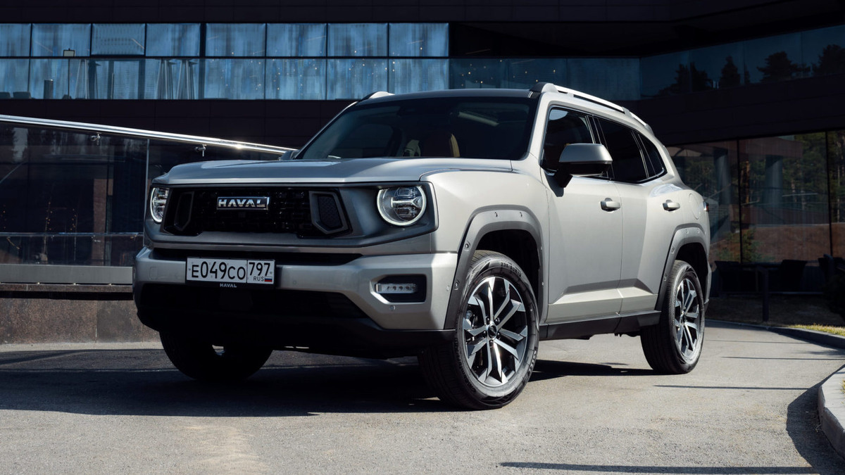    Haval F7. Фото Haval