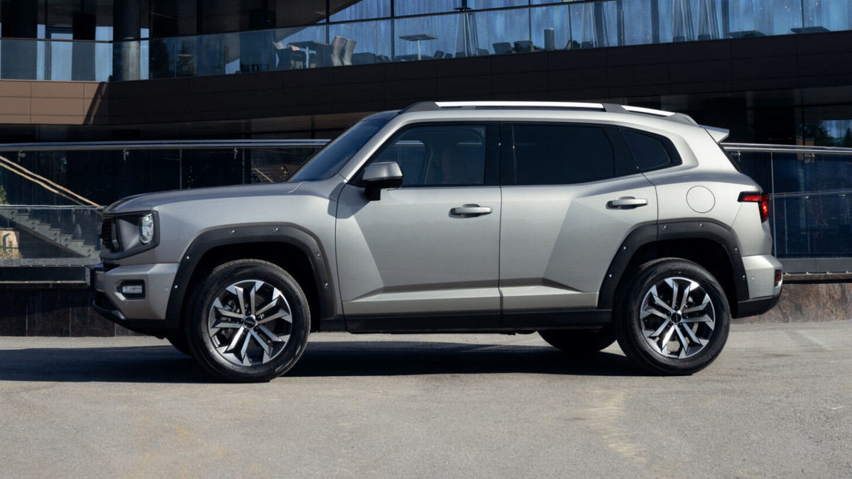    Haval F7. Фото Haval