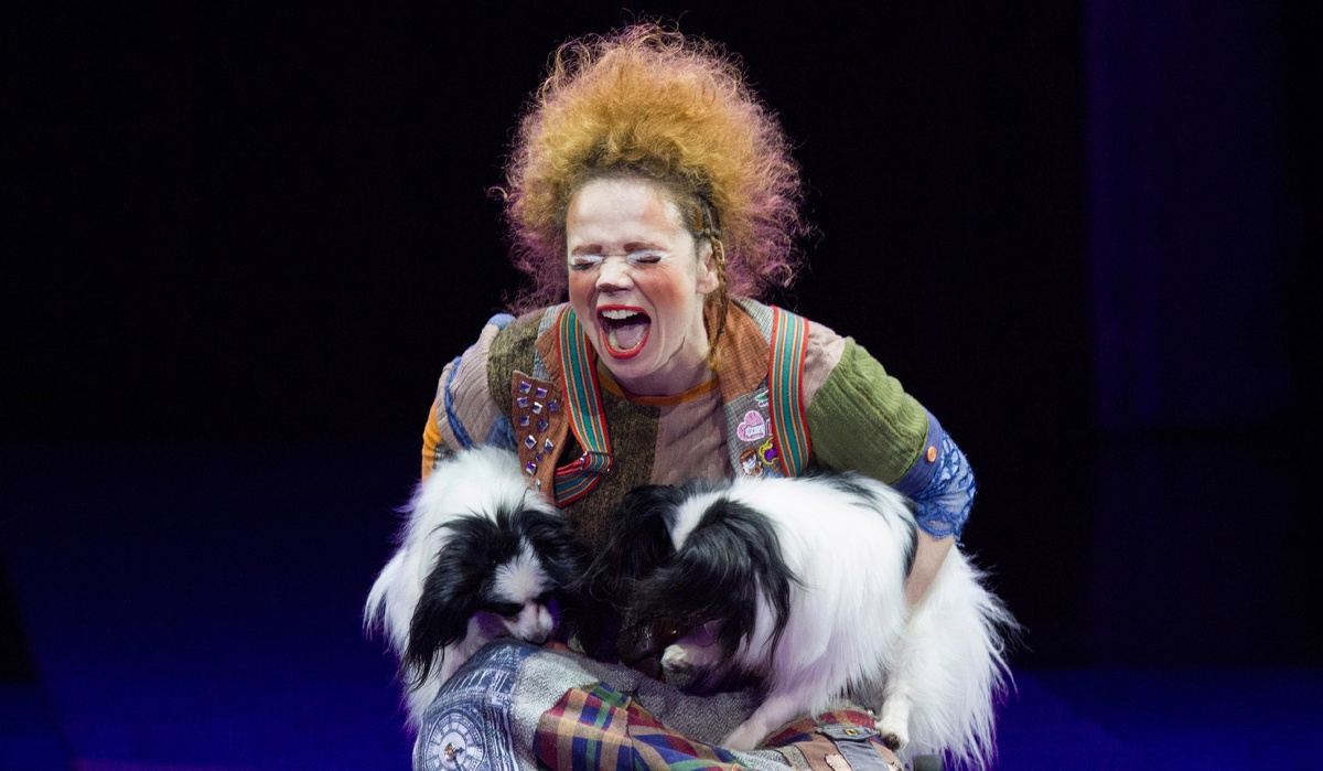 Наталья Майхровская, фото отсюда https://vk.com/maycircus