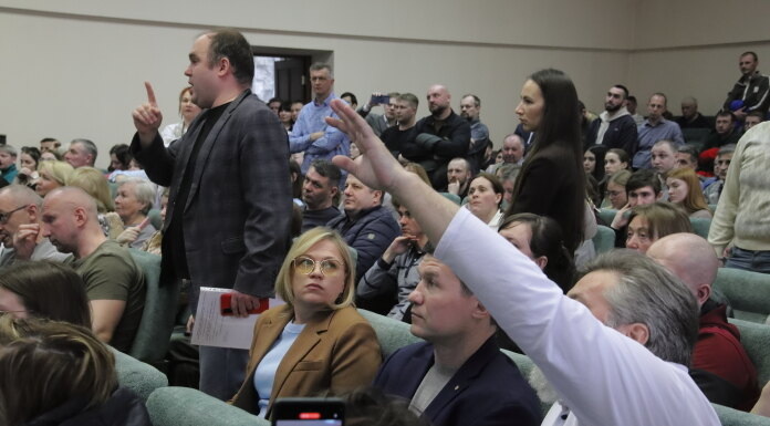    Фото Михаила Перикова