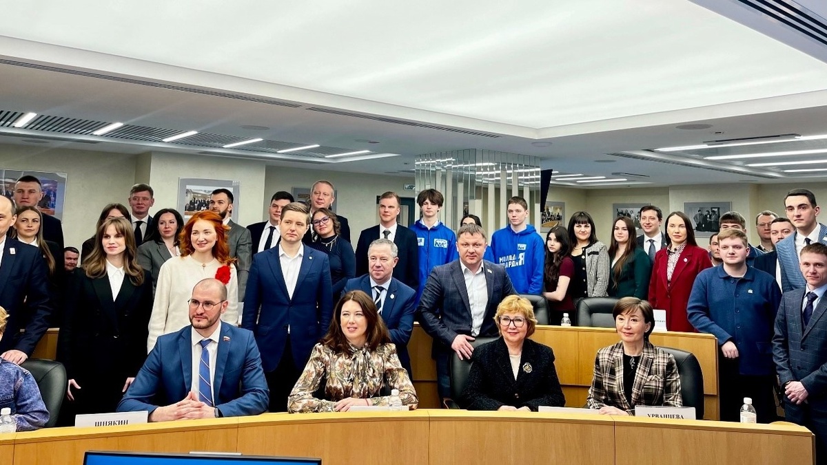    В Сургуте обсудили меры поддержки студенческих семей