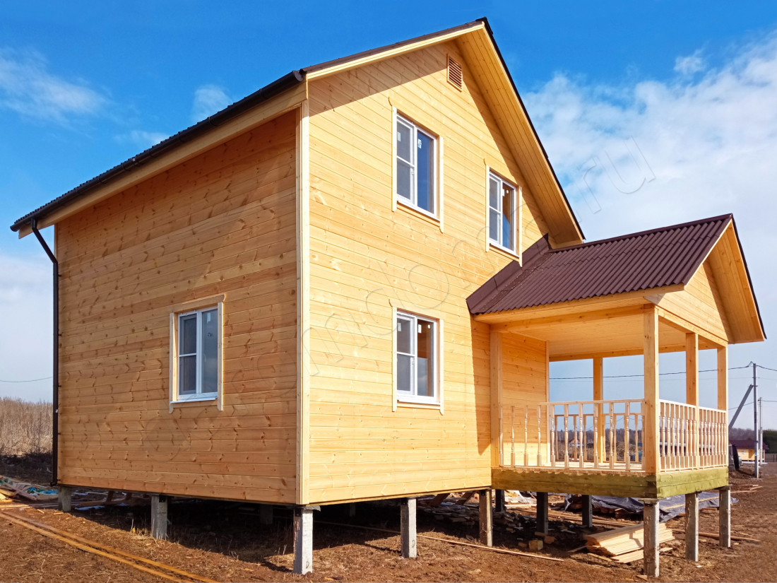 Дом в деревне Курганье