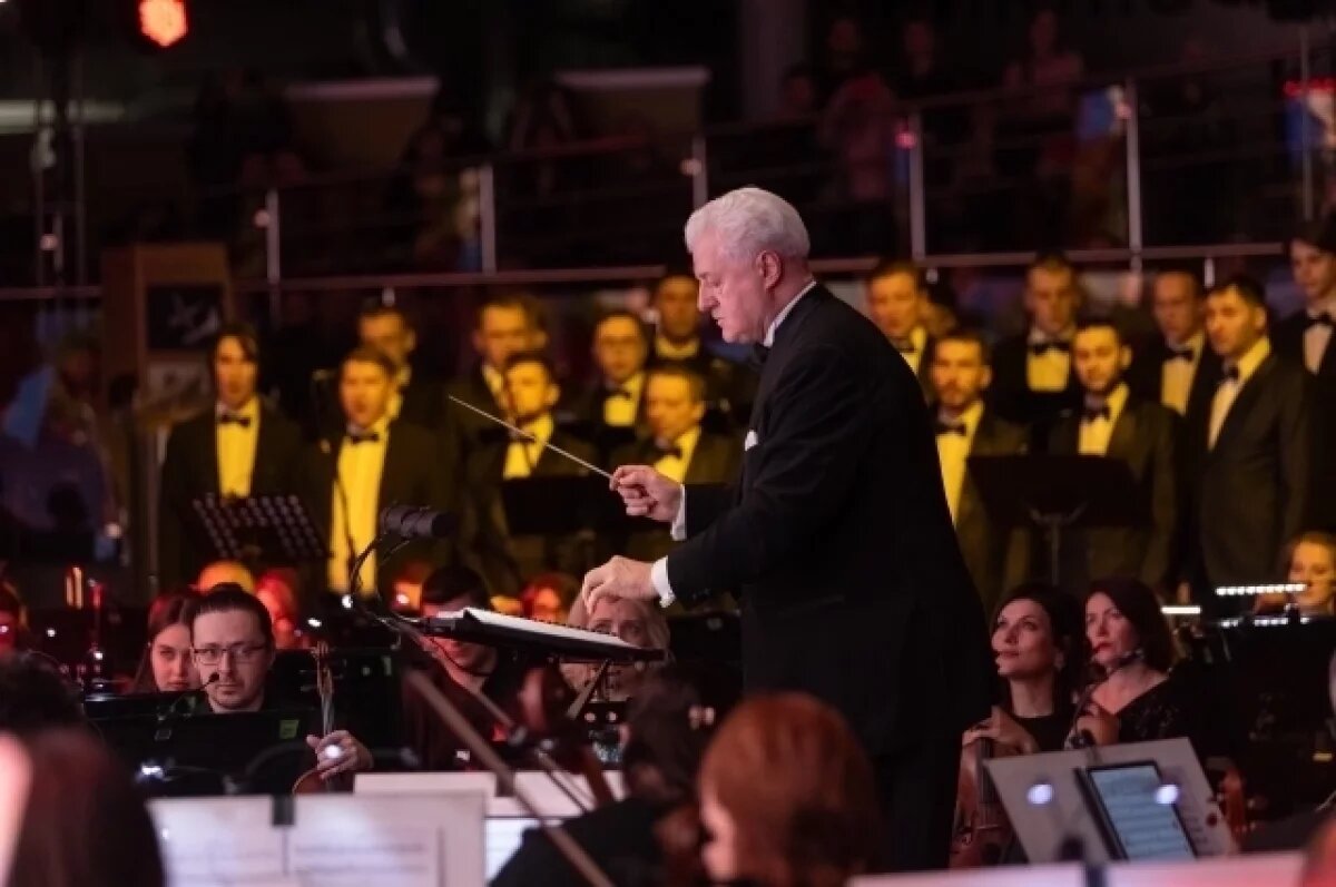    В Калуге показали героическую эпопею «Вперёд, к звёздам!»