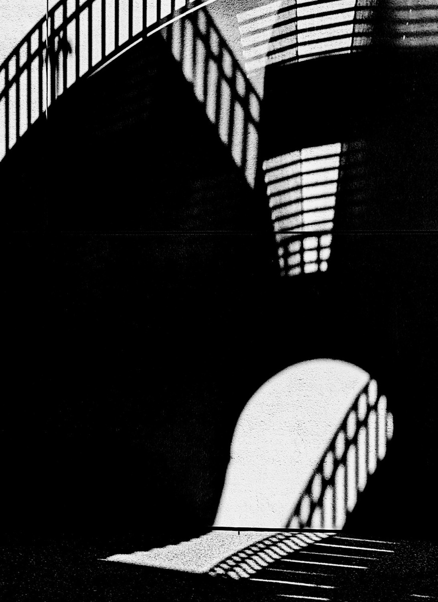    «Архитектура и дизайн / натюрморт». Bill Warren, mobilephotoawards.com