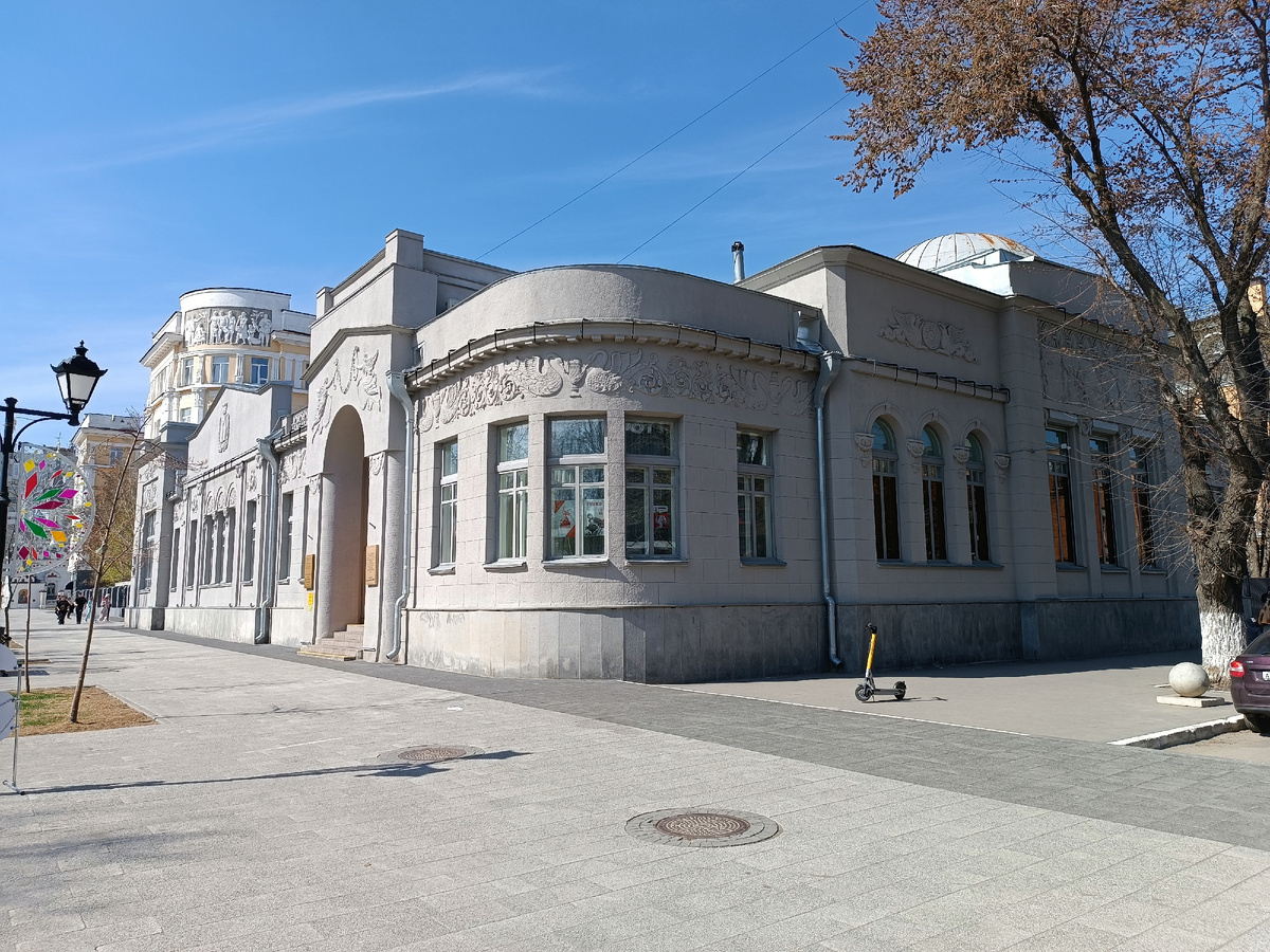 Кстати, я так и не смог узнать, каким был изначальный цвет