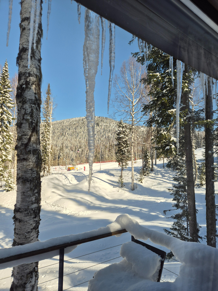 Старость растает как эти сосульки 