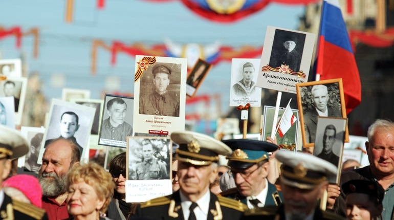    «Бессмертный полк» в Петербурге. Фото: Baltphoto/ Дарья Иванова