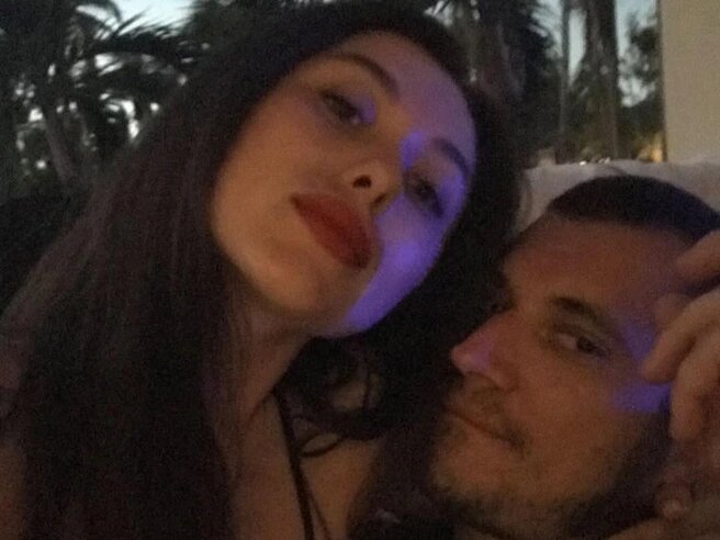 Паша Техник и Ева Карицкая