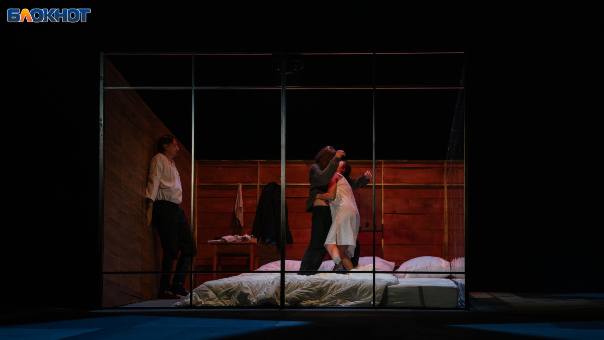 Спектакль "Леди Макбет Мценского уезда". Источник: Блокнот-Астрахань