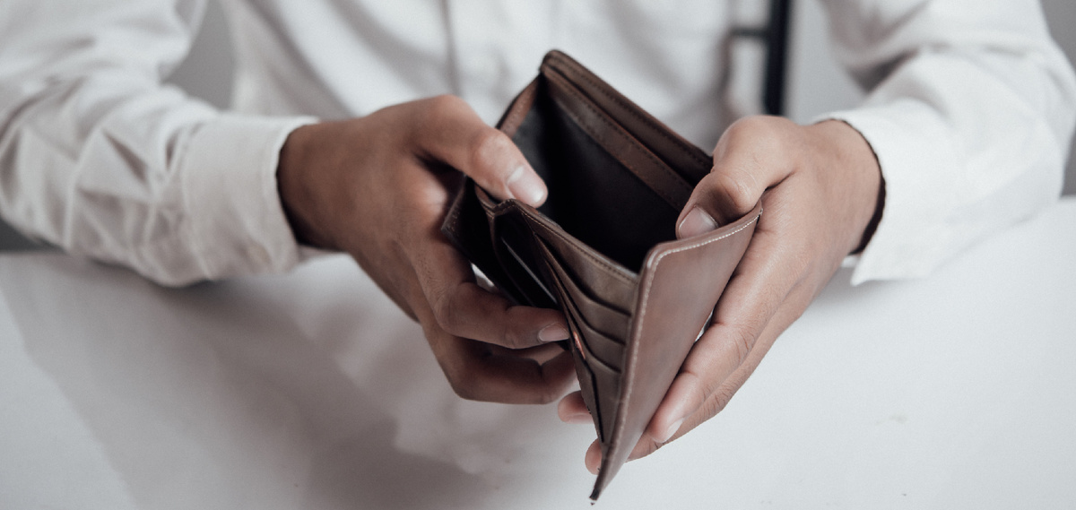 Сотрудника лишили премии. Какие последствия грозят работодателю