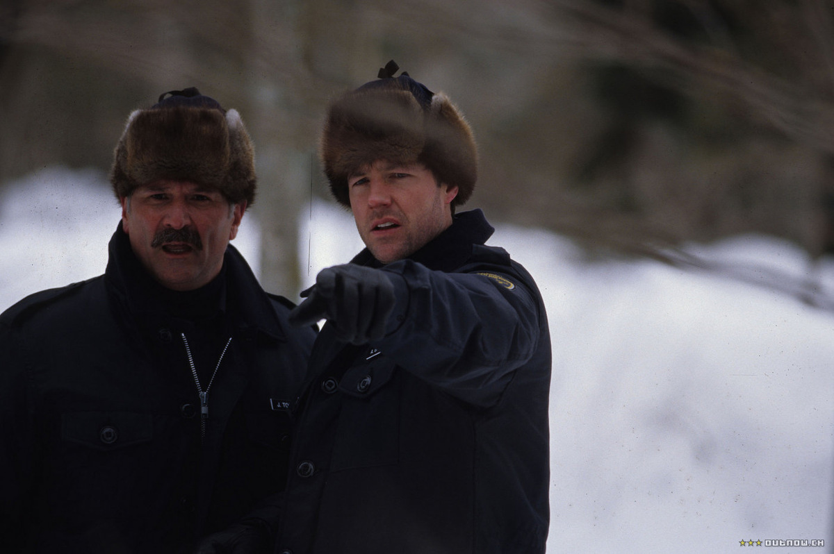 Кадр из фильма «Смерть на реке» (2005)