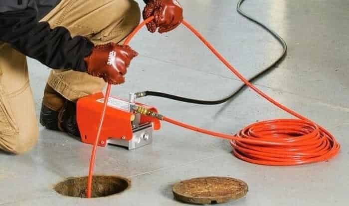 Способы прочистки канализации или как устранить засор