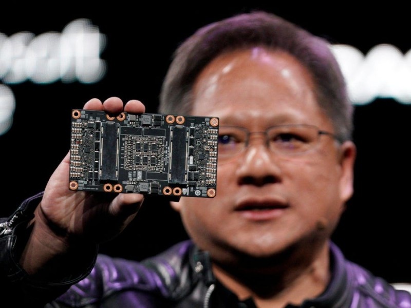    NVIDIA превзошла всех конкурентов на рынке полупроводников