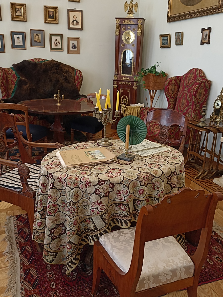 Интерьер гостинной. Фото автора