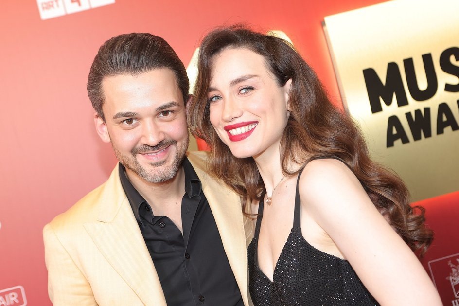 Виктория Дайнеко и Беркели Овезов. Социальные сети