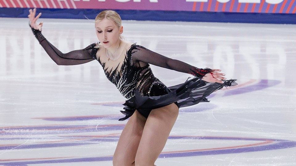    Софья Муравьева ушла из "Ангелов Плющенко". Валерий ЗВОНАРЕВ