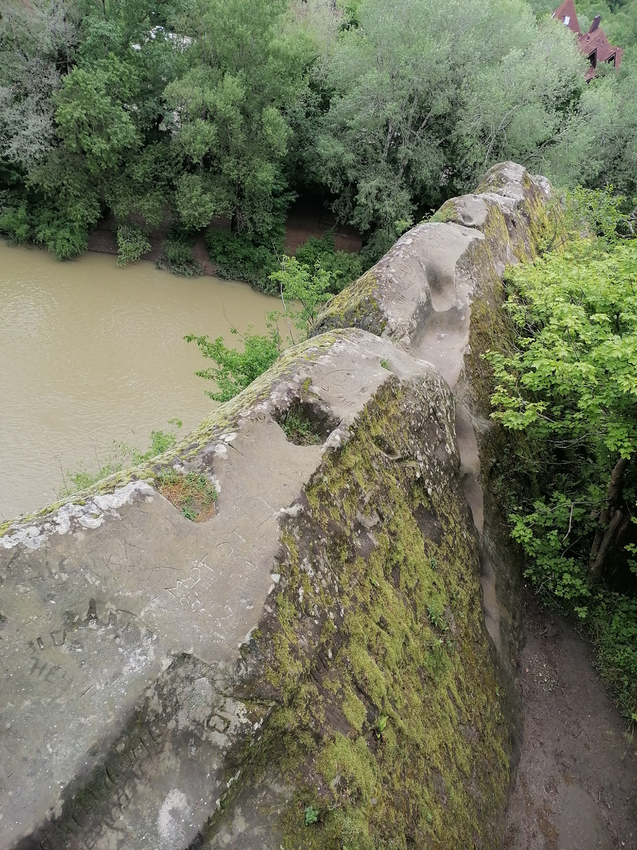Скала Петушок. Вид сверху.