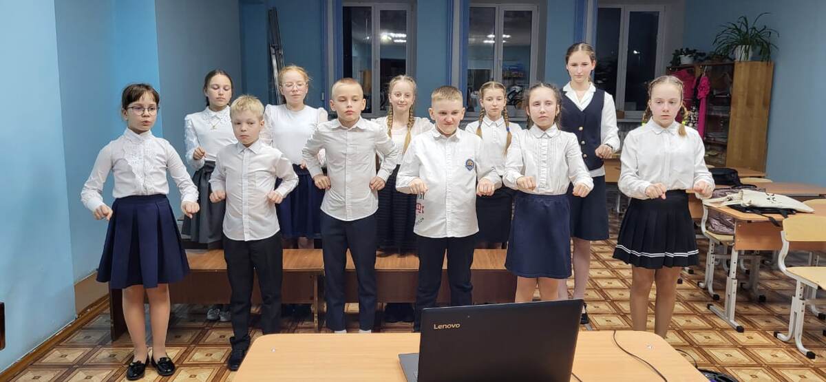 учащиеся 4-5 класса ДШИ ЗАТО ПЕРВОМАЙСКИЙ