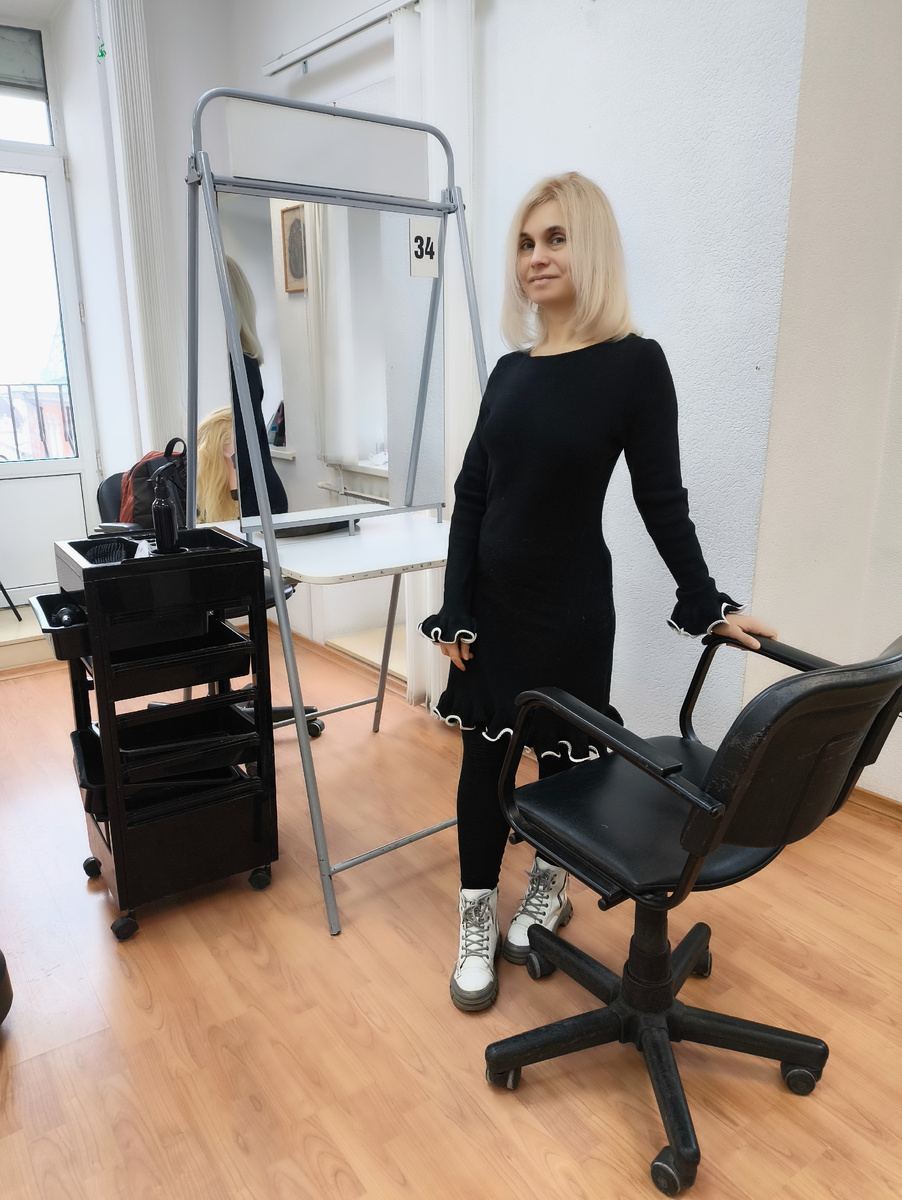 Фото в школе парикмахеров Фризер. Нижний Новгород. 