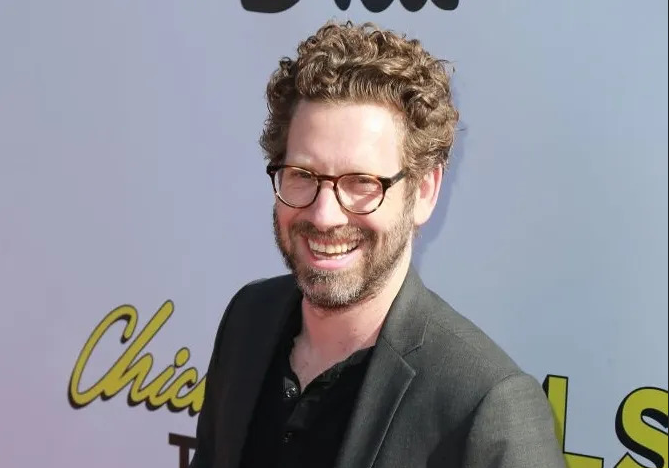 Модельер и дизайнер Ашер Левин