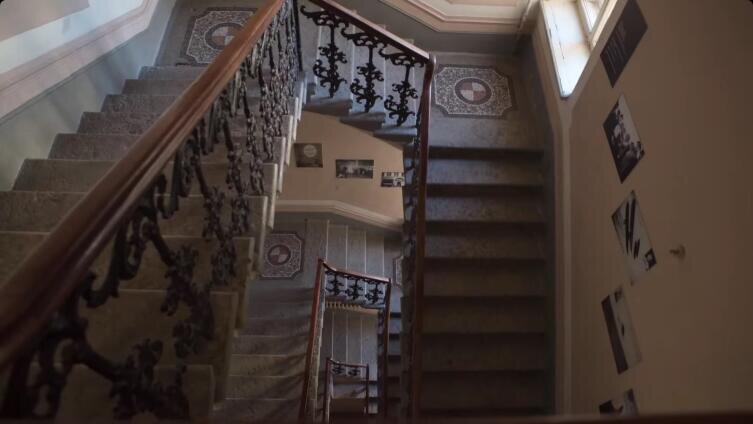    Кадр из видео  «Неповторимое обаяние малых музеев. Музей-квартира А. А. Блока»