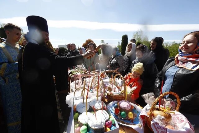    Можно ли на Пасху есть неосвященный кулич?