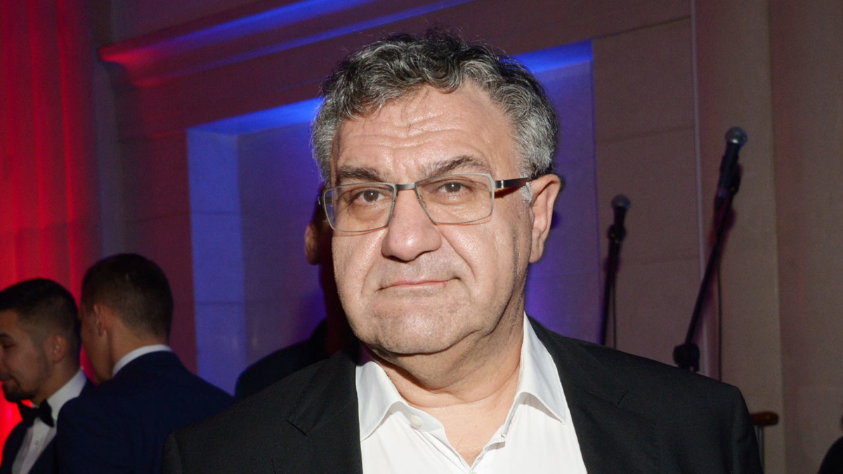 Александр Акопов