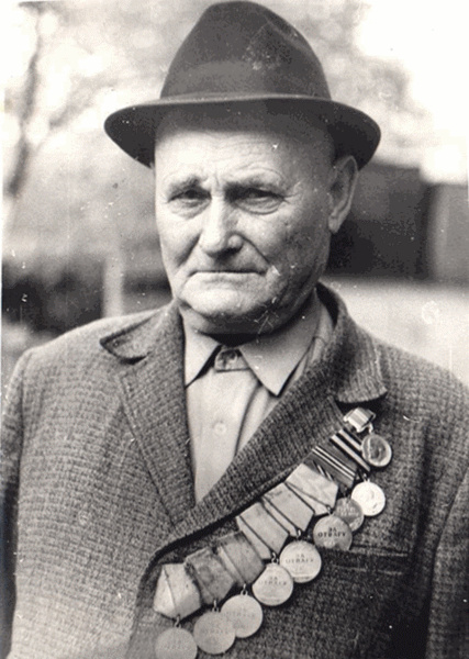 Грецов Семен Васильевич, кавалер шести медалей «За отвагу»