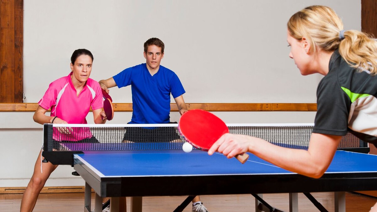 Локоть теннисиста, плечо болельщика: кто и почему за игру в настольный теннис расплачивается здоровьем 