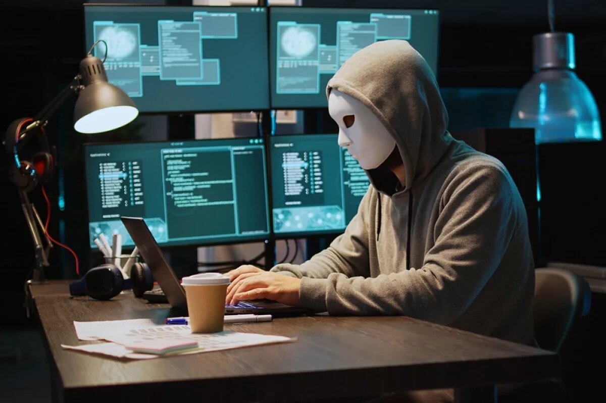    Карты на стол.