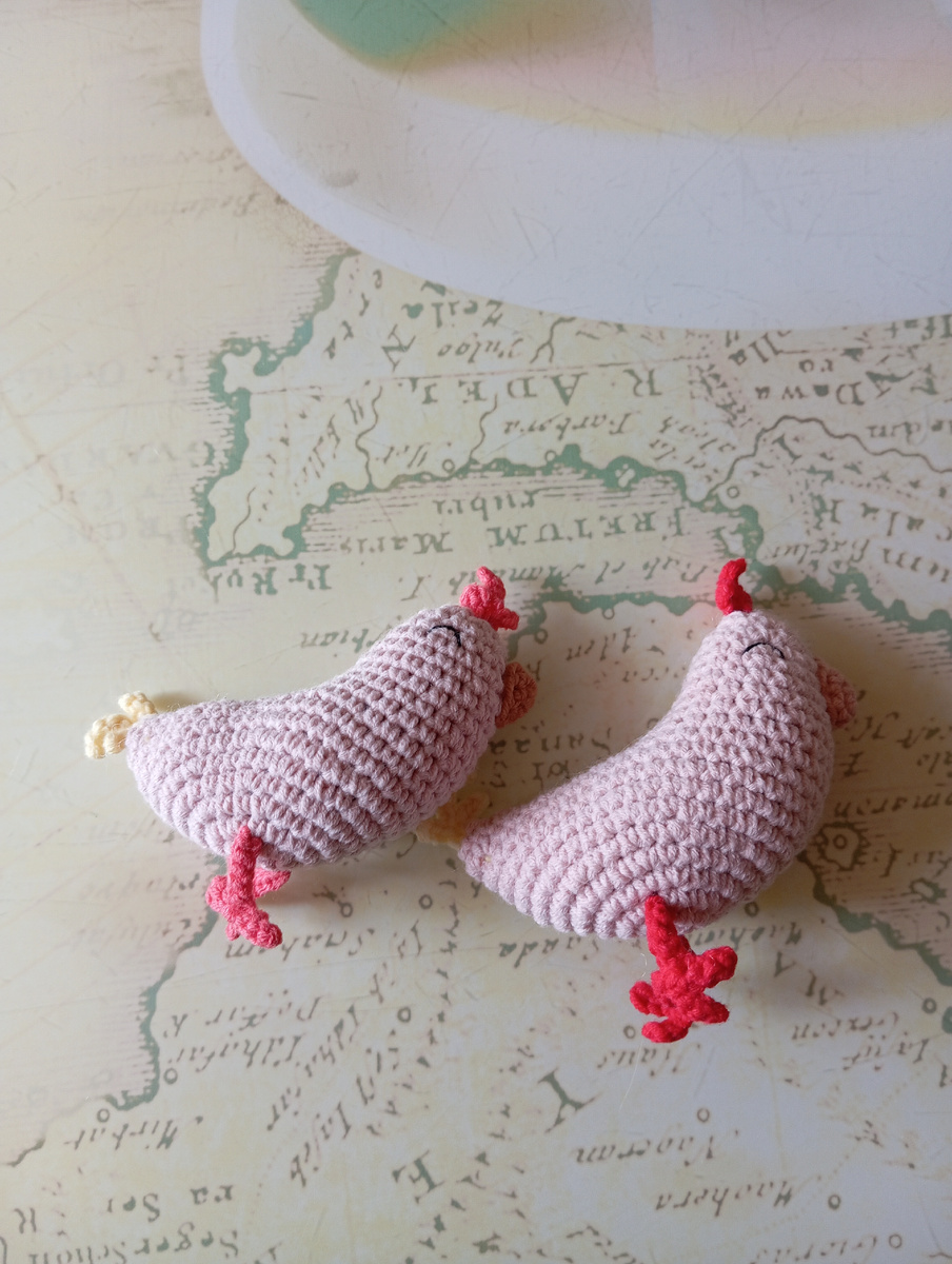 Пример фото из задания, знаете кого мы вязали в эту неделю? Динозавра!