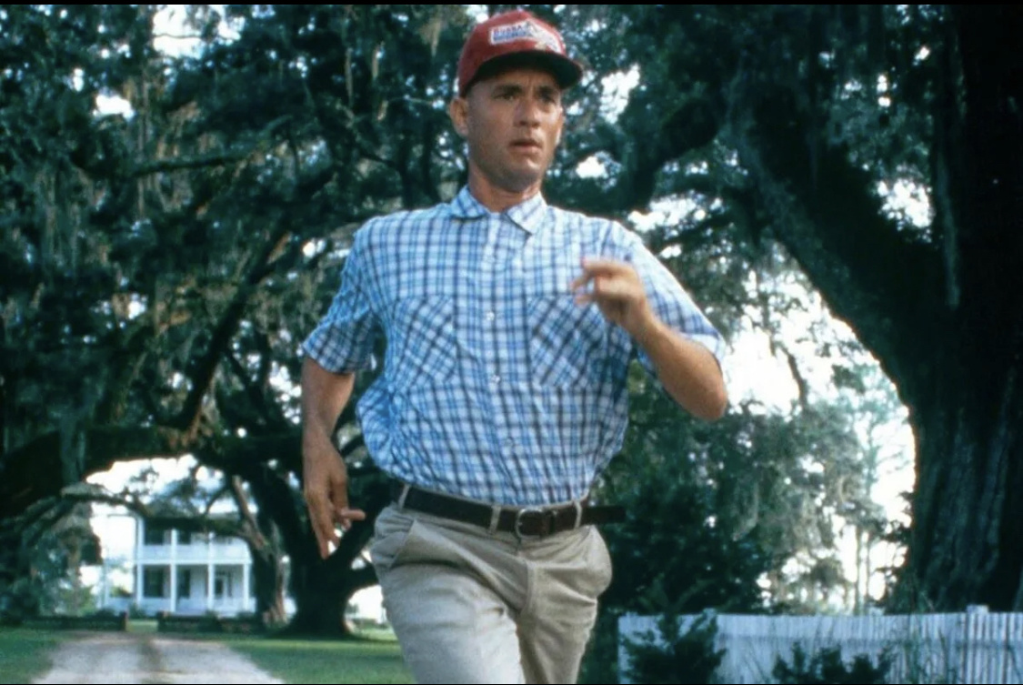 Кадр из Форрест Гамп — "Беги, Форрест, беги!"