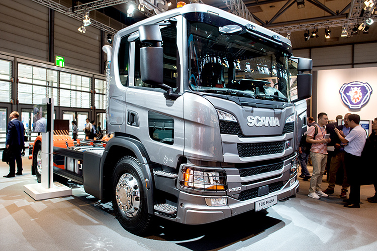    «Понятное дело, если сравнивать с какой-нибудь Scania или Volvo — это совсем другое. Но тут и на бюджет надо ориентироваться. Берете или Shacman, или Scania за 25 миллионов…».   
Фото: © Hauke-Christian Dittrich / dpa / www.globallookpress.com