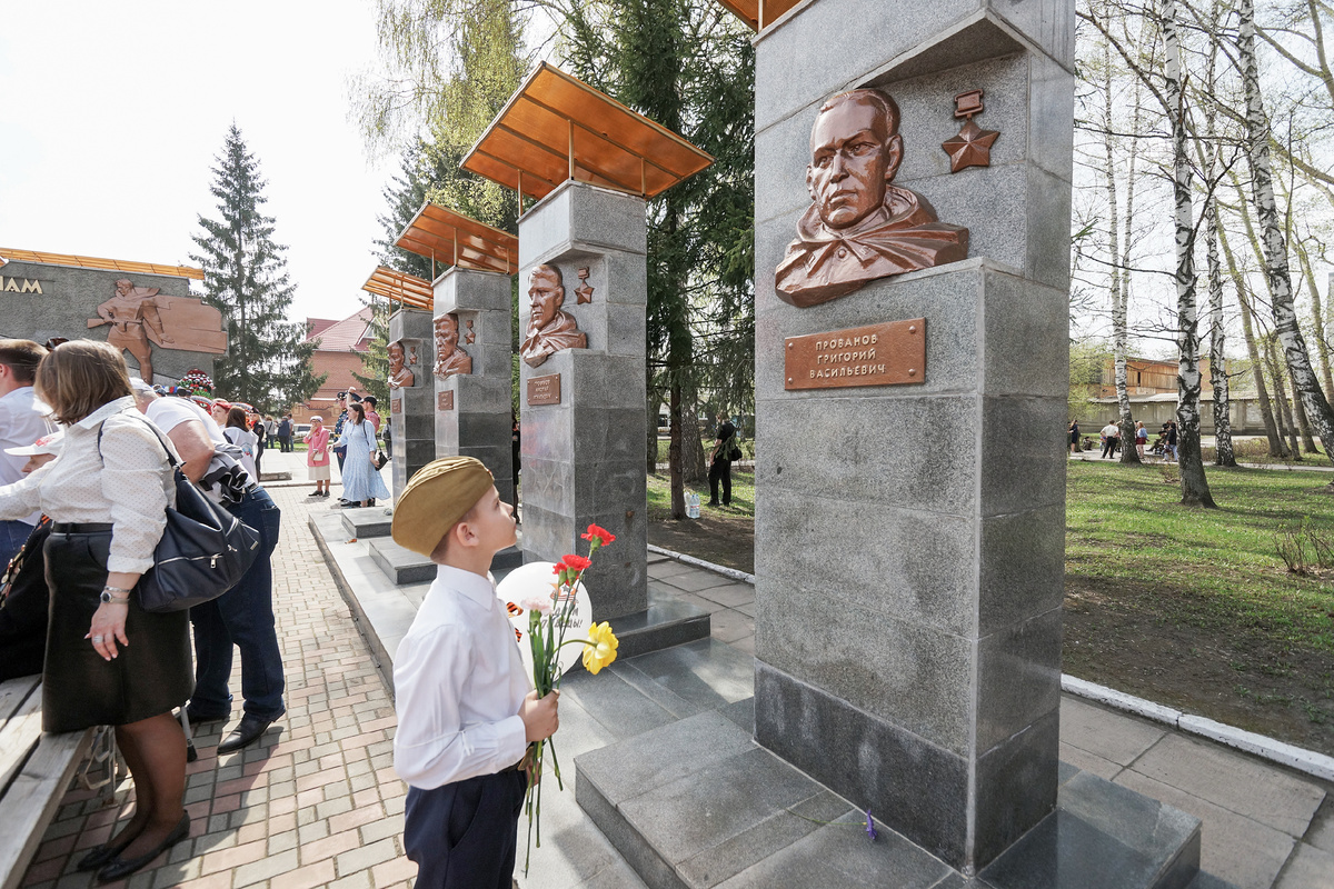 Фотографии из архива редакции