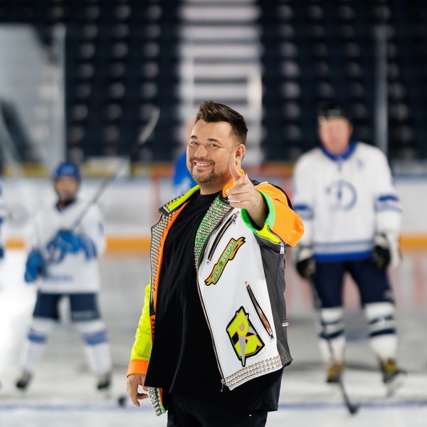     Рецензия на клип Сергея Жукова «895 уже»: И ещё рекорды бей