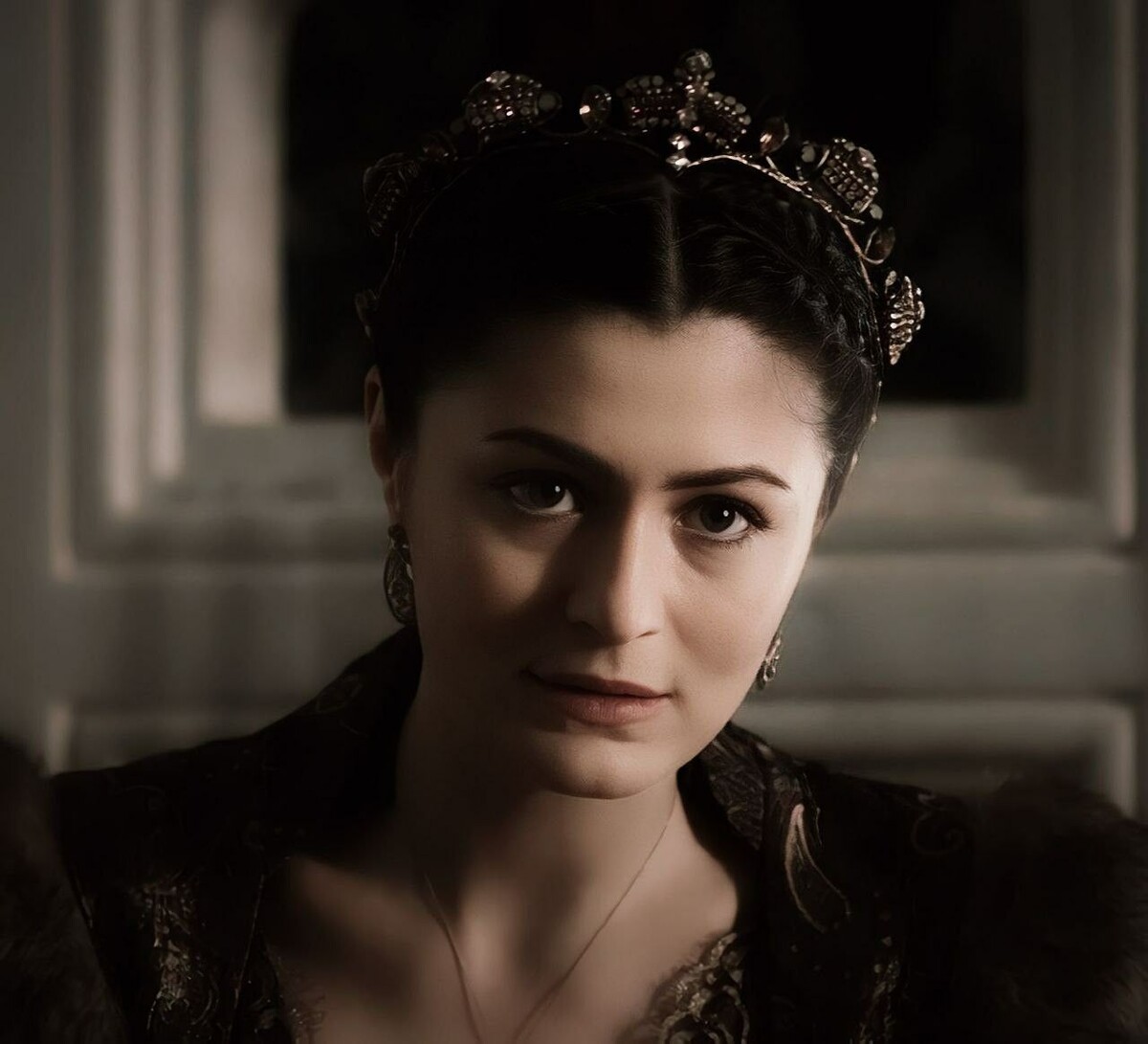 - Пришла пора открыть тебе правду. Ты дочь покойного Ибрагима паши...