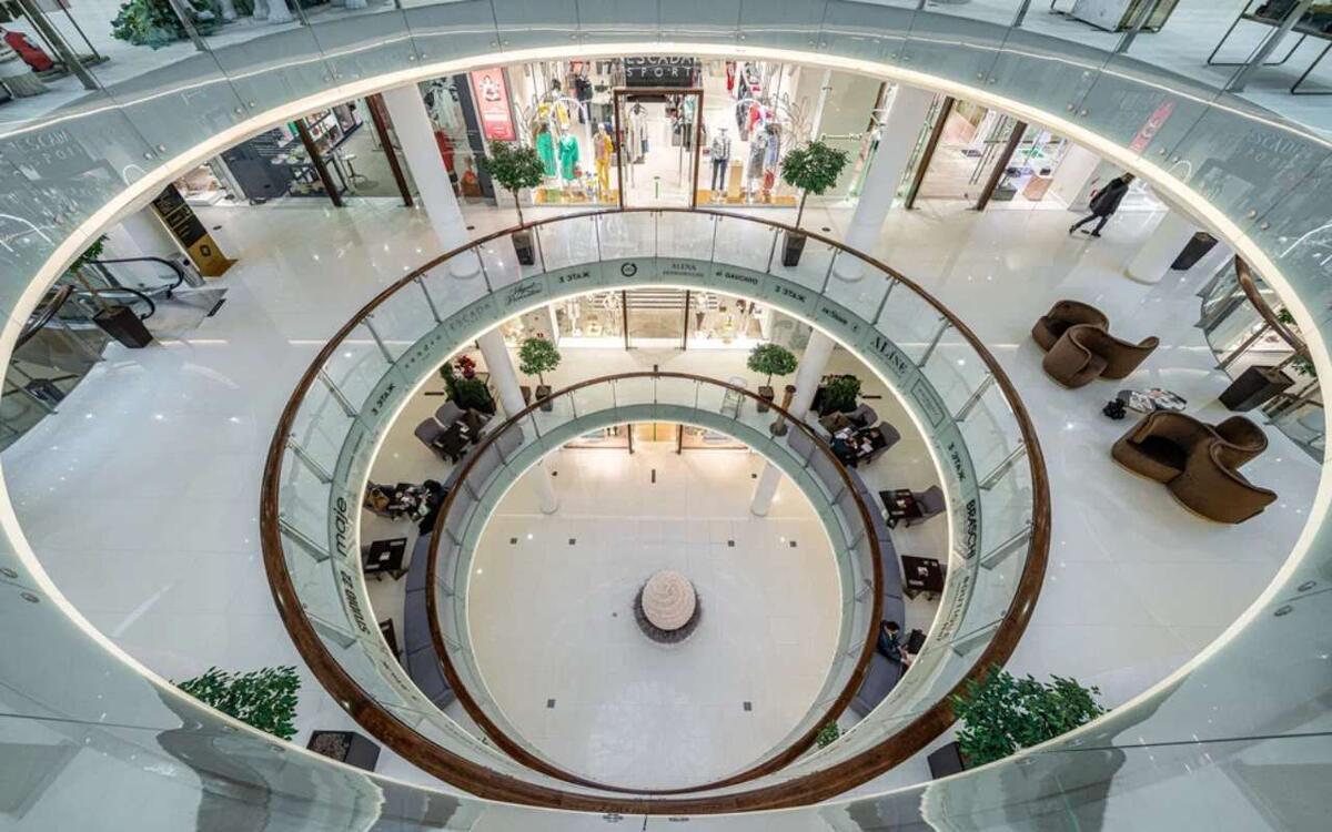    За 16 млрд рублей проданы права на ТРК «Времена года» на Кутузовском проспекте Фото с сервиса «Яндекс.Карты»