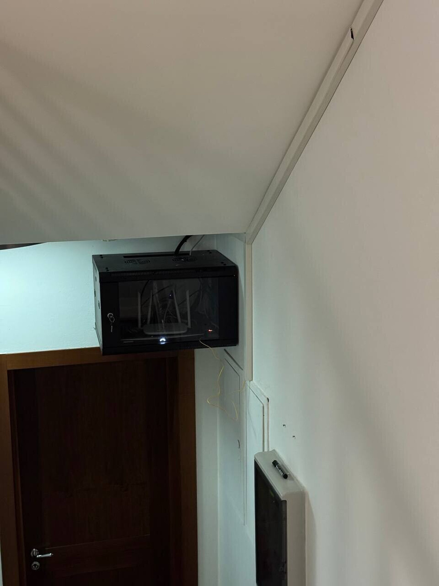 Телекомуникационный шкаф