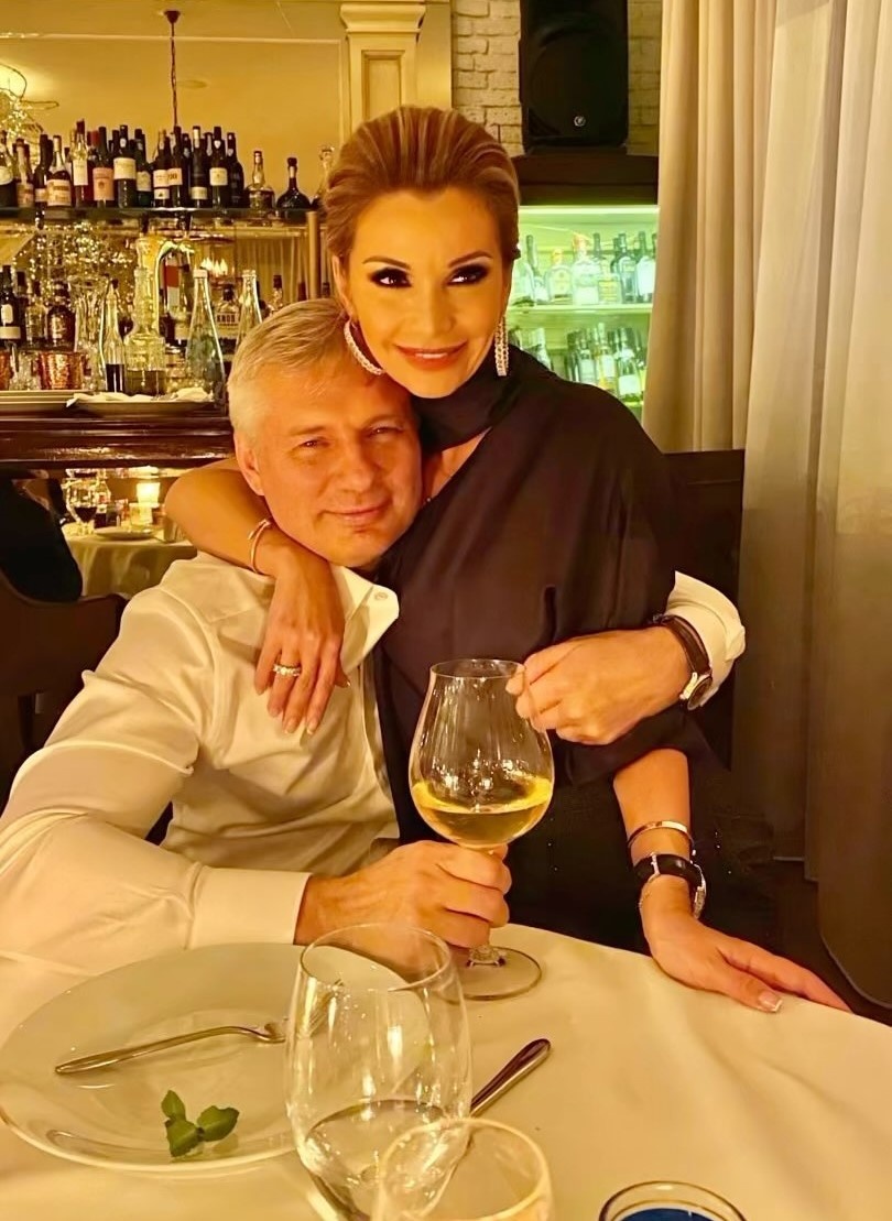 Ольга Орлова с мужем. Фото: соцсети/@olgaorlova1311