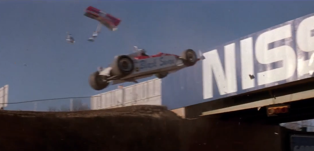 ... вылетел с трека на скорости 200 миль в час. (с) Кадр из фильма "Корпорация бессмертие" 1992г.