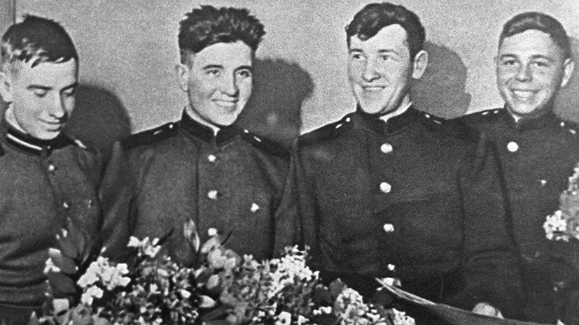 Судьбоносной ночью 17 января над островом разразился мощный циклон. 