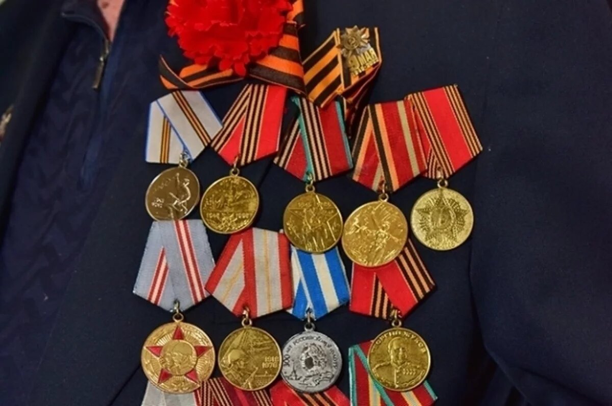    Ко Дню Победы в центре Верхней Салды появится гигантский праздничный баннер