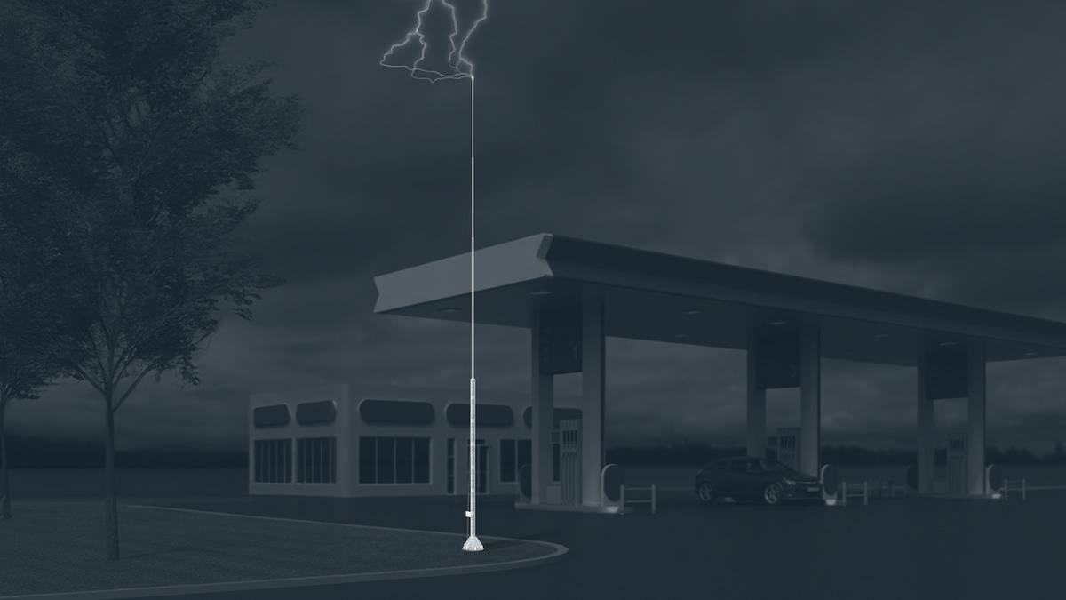 Отдельностоящие молниеприемные мачты IEK — защита зданий от прямых ударов молнии