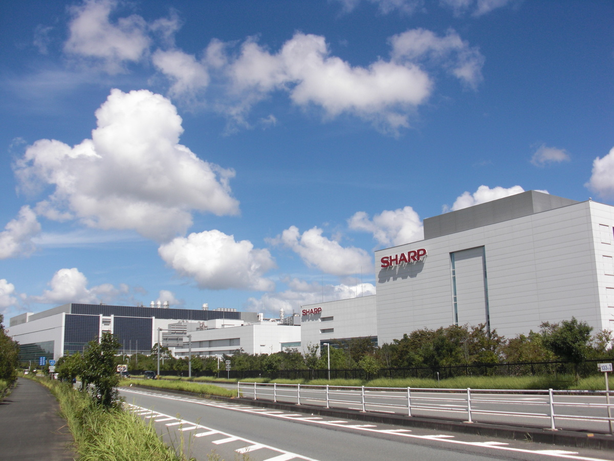 Завод Sharp в Японии. Изображение: Miyuki Meinaka, CC BY-SA 3.0, commons.wikimedia.org