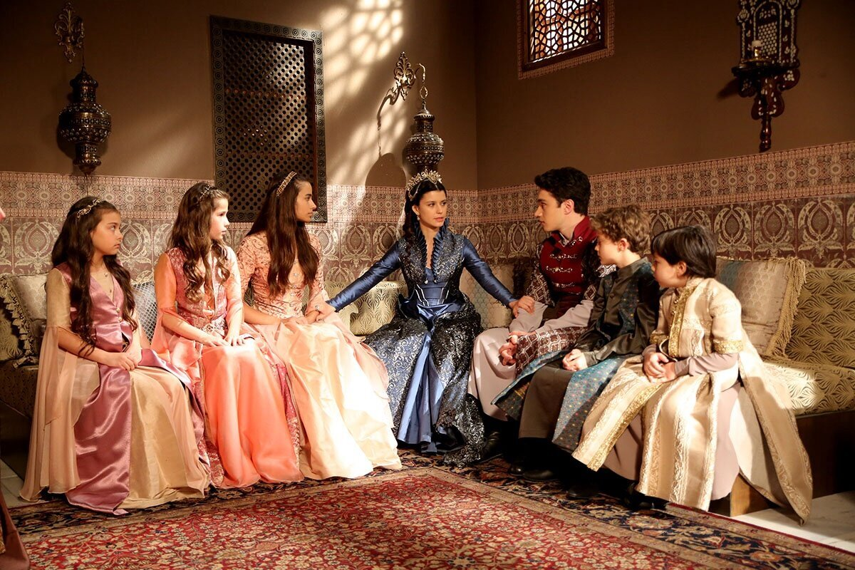 Фрагмент турецкого сериала "Великолепный век. Империя Кесем"