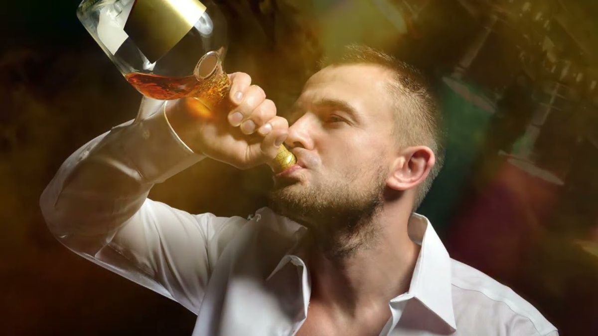 Я не пью уже полтора месяца. Кто-то скажет: "Мелочь". Но для меня — это жизнь.