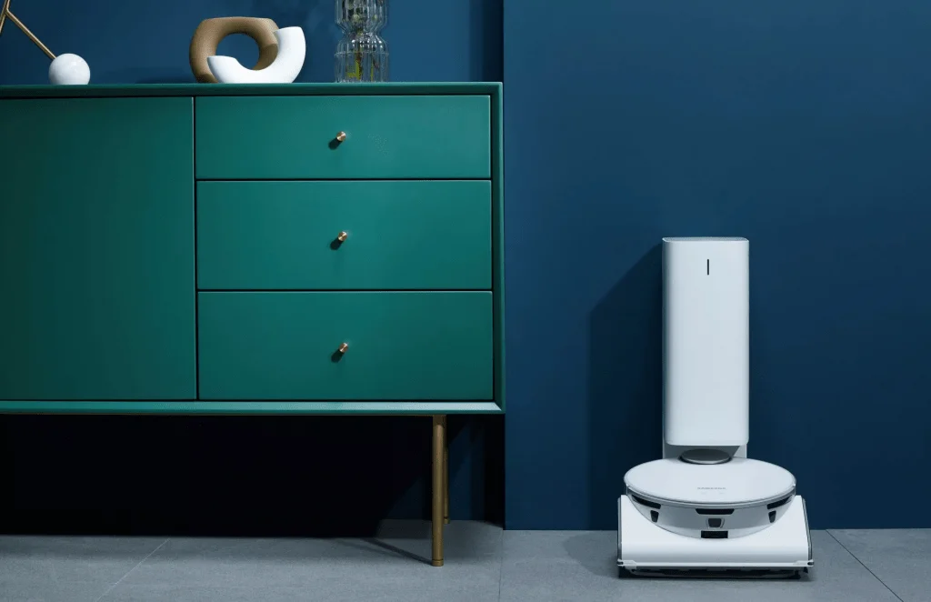 Модель со станцией самоочистки