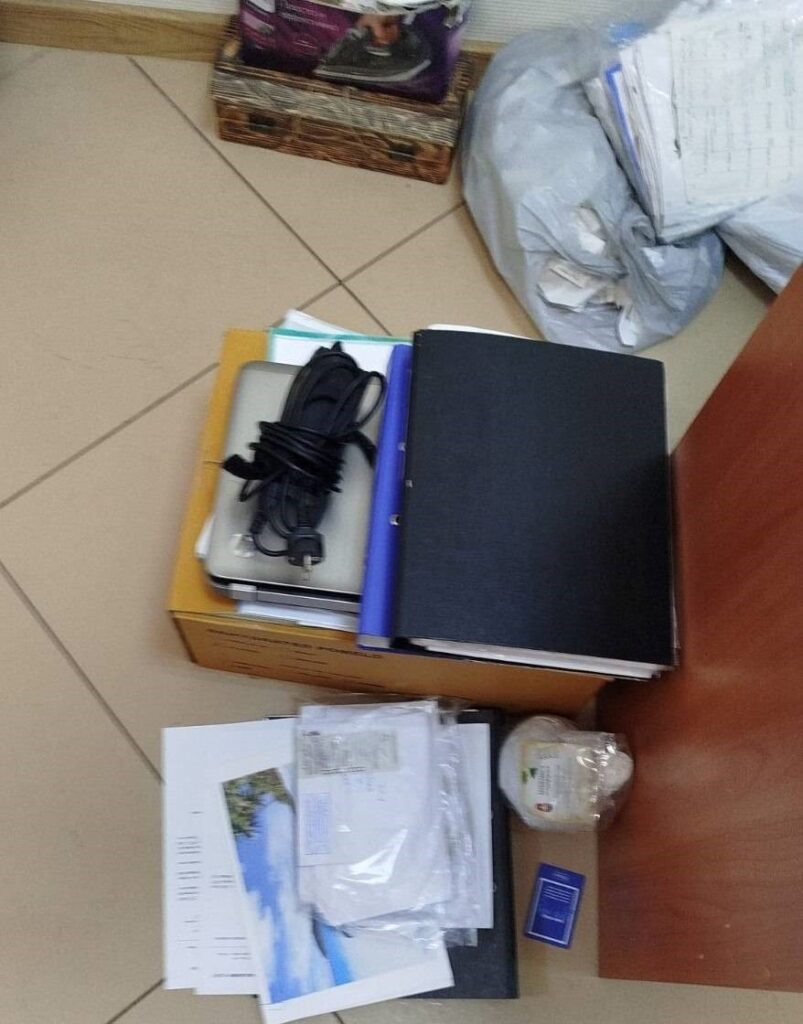 При обысках нашли документы и черновики схемы бизнеса