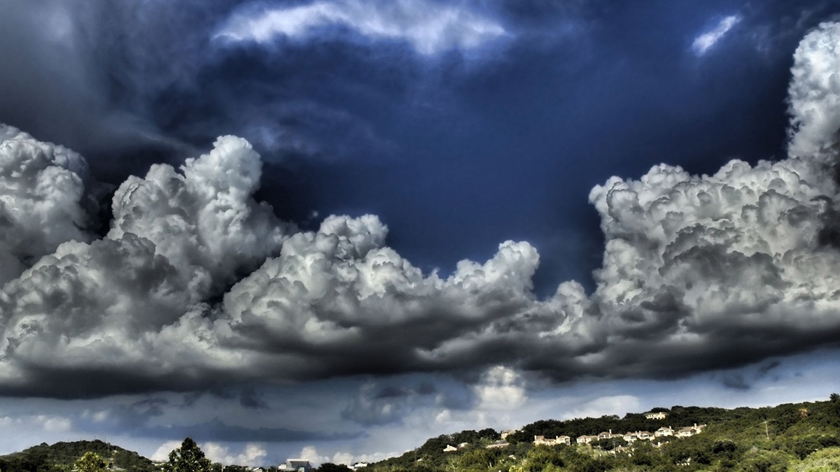 Грозовое небо.