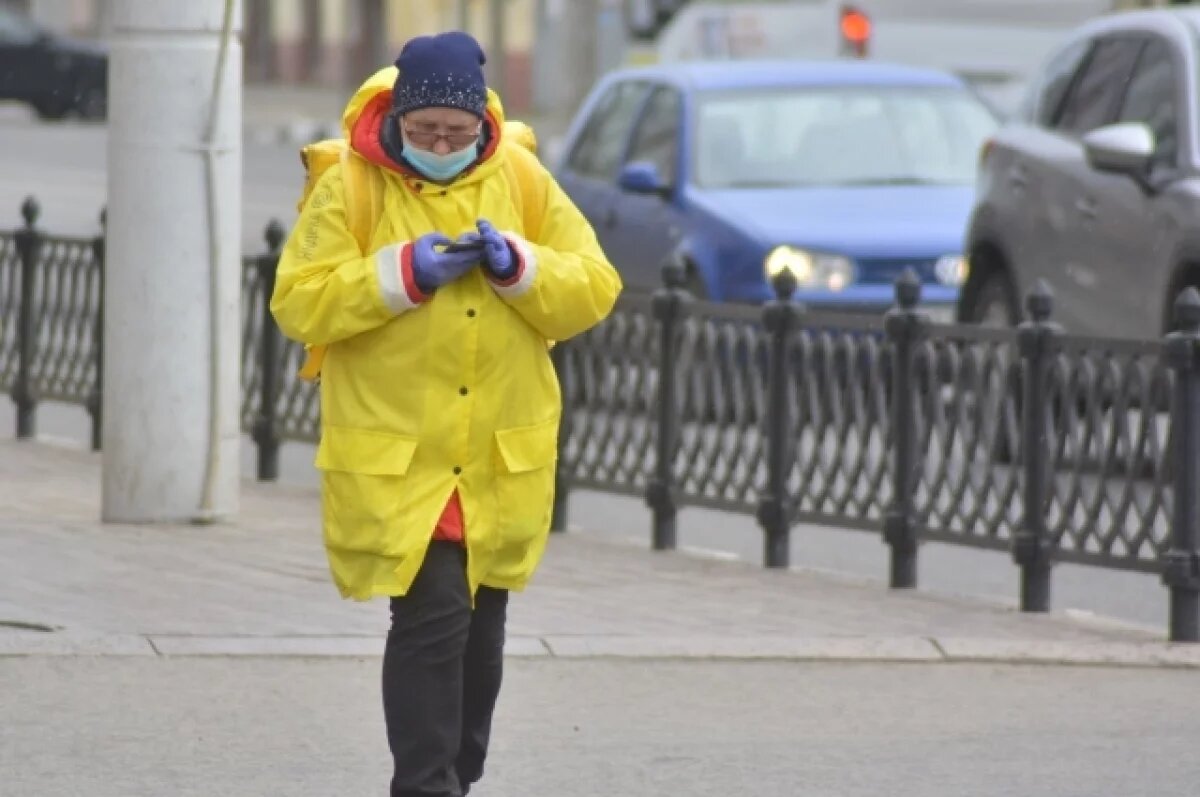    Работодатели готовы платить курьерам в Пермском крае до 132 тысяч рублей